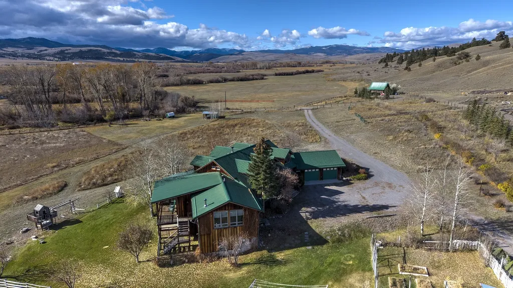 8976 Phantom Spring Lane Canyon Creek MT 59633