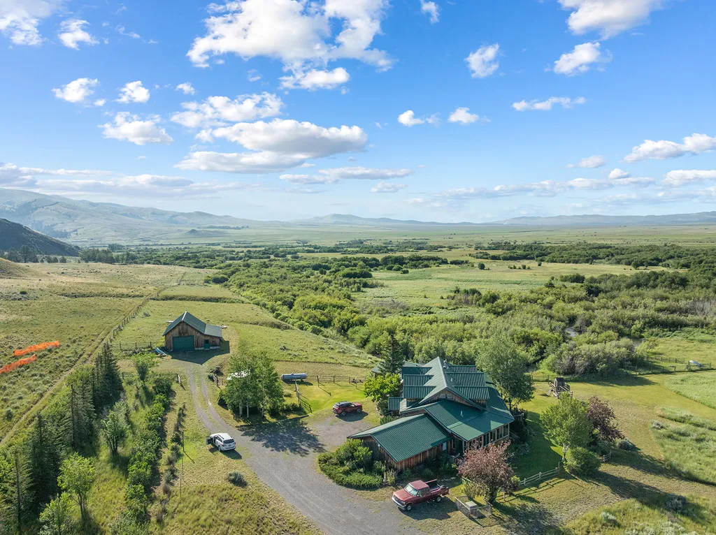 8976 Phantom Spring Lane Canyon Creek MT 59633