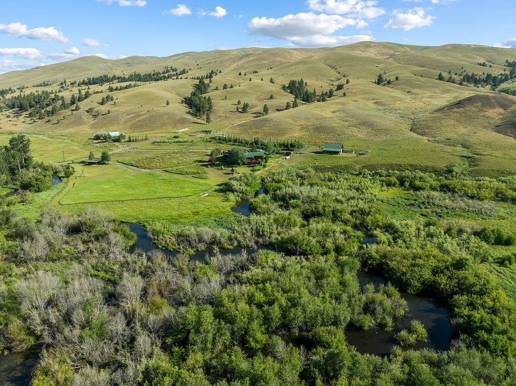 8976 Phantom Spring Lane Canyon Creek MT 59633