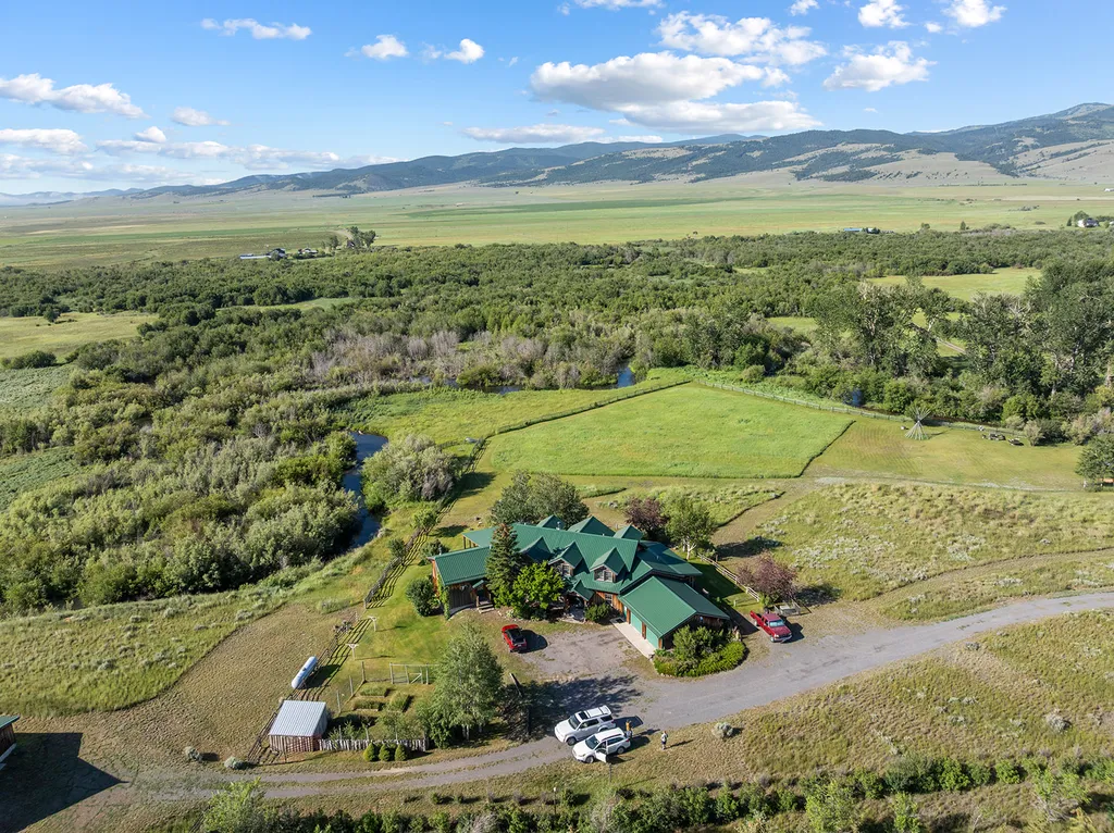 8976 Phantom Spring Lane Canyon Creek MT 59633