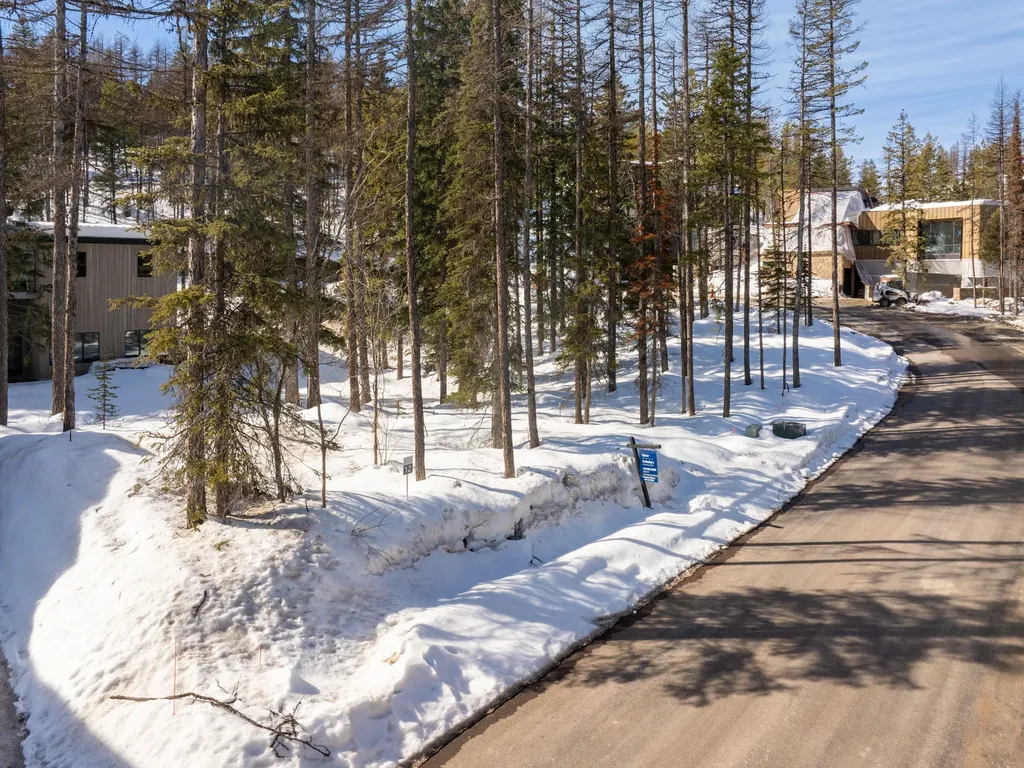 1046 Elk Camp Loop Whitefish MT 59937