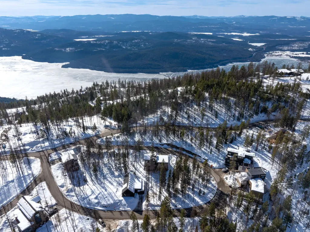 1046 Elk Camp Loop Whitefish MT 59937
