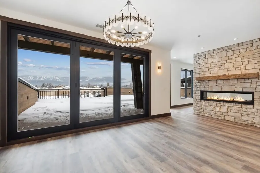 315 Akers Lane Whitefish MT 59937
