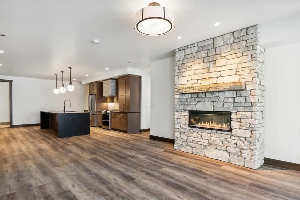 317 Akers Lane Whitefish MT 59937