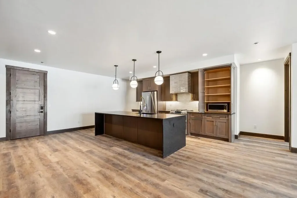 317 Akers Lane Whitefish MT 59937