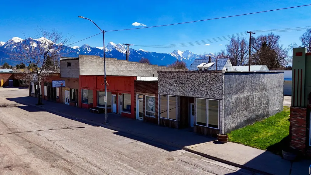 317 SW Main Street SW Ronan MT 59864