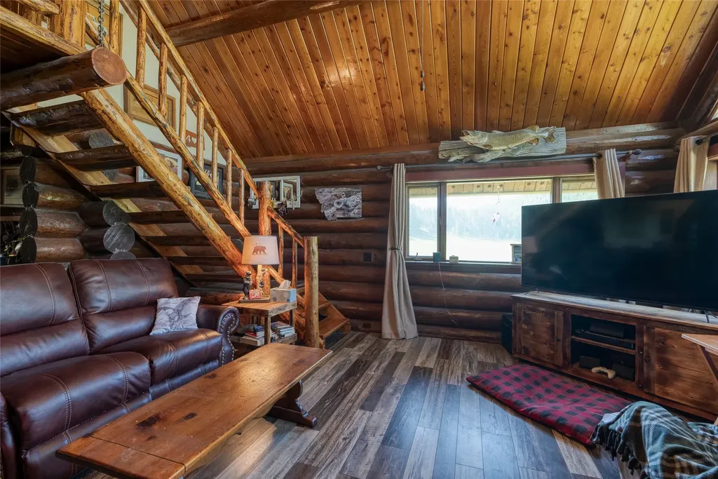 1675 Haywire Gulch Kalispell MT 59901
