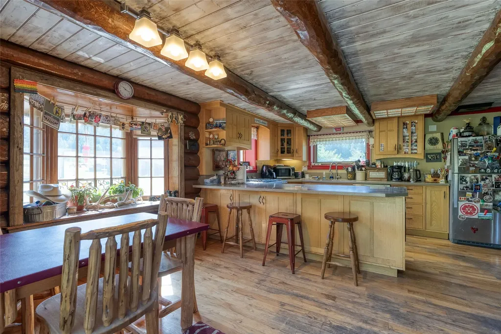 1675 Haywire Gulch Kalispell MT 59901