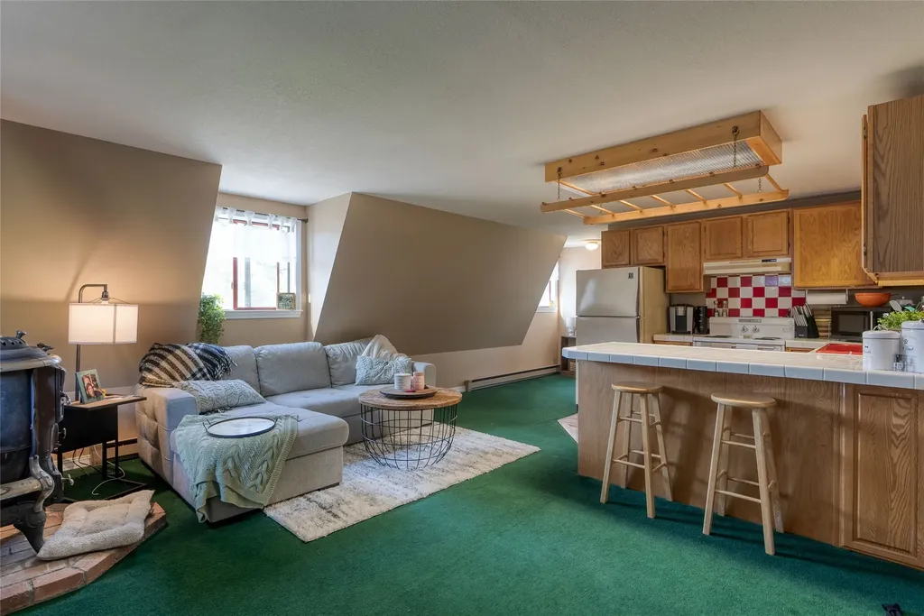 1675 Haywire Gulch Kalispell MT 59901
