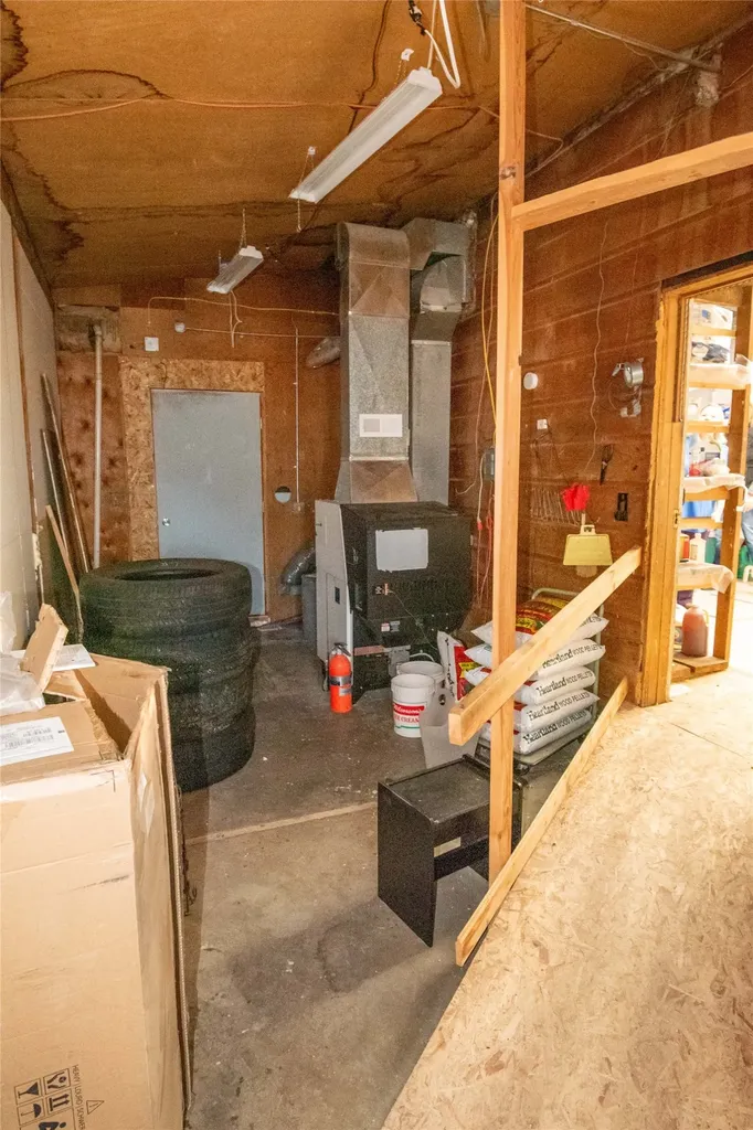54 State Highway 359 Cardwell MT 59721