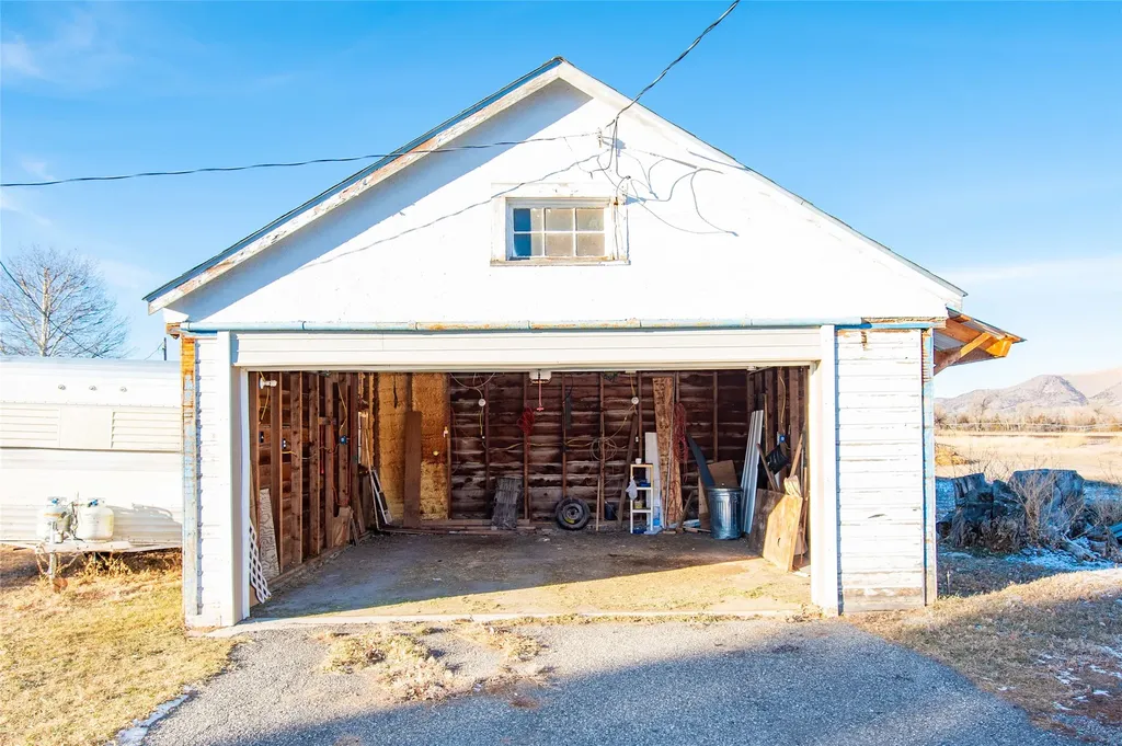54 State Highway 359 Cardwell MT 59721