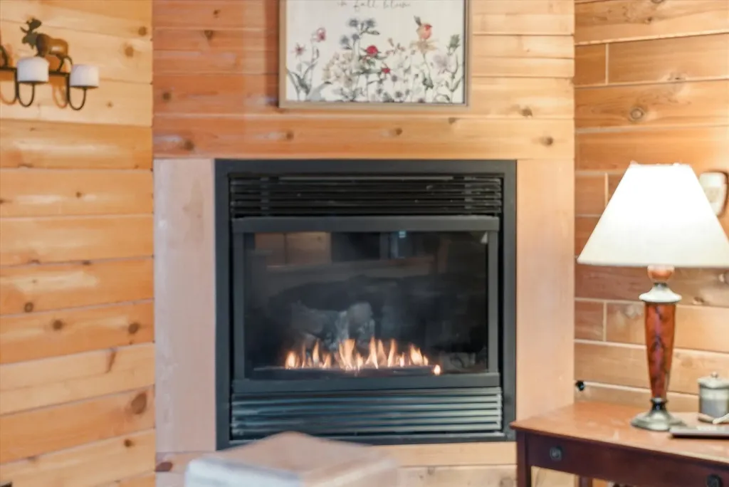 532 Grayling Road Lakeside MT 59922