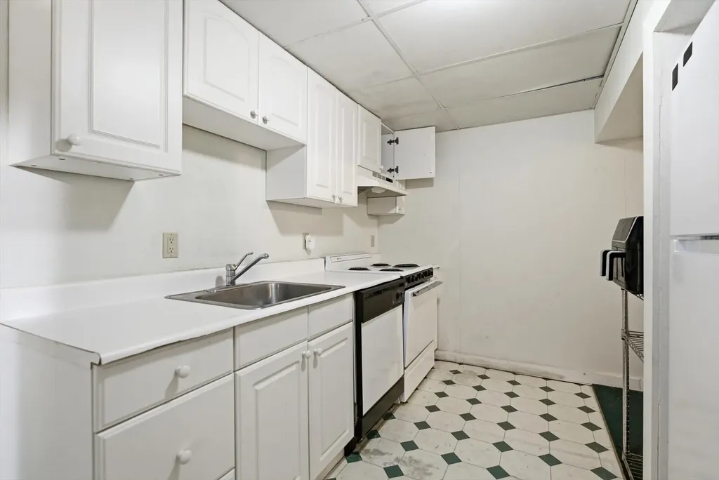 532 Grayling Road Lakeside MT 59922