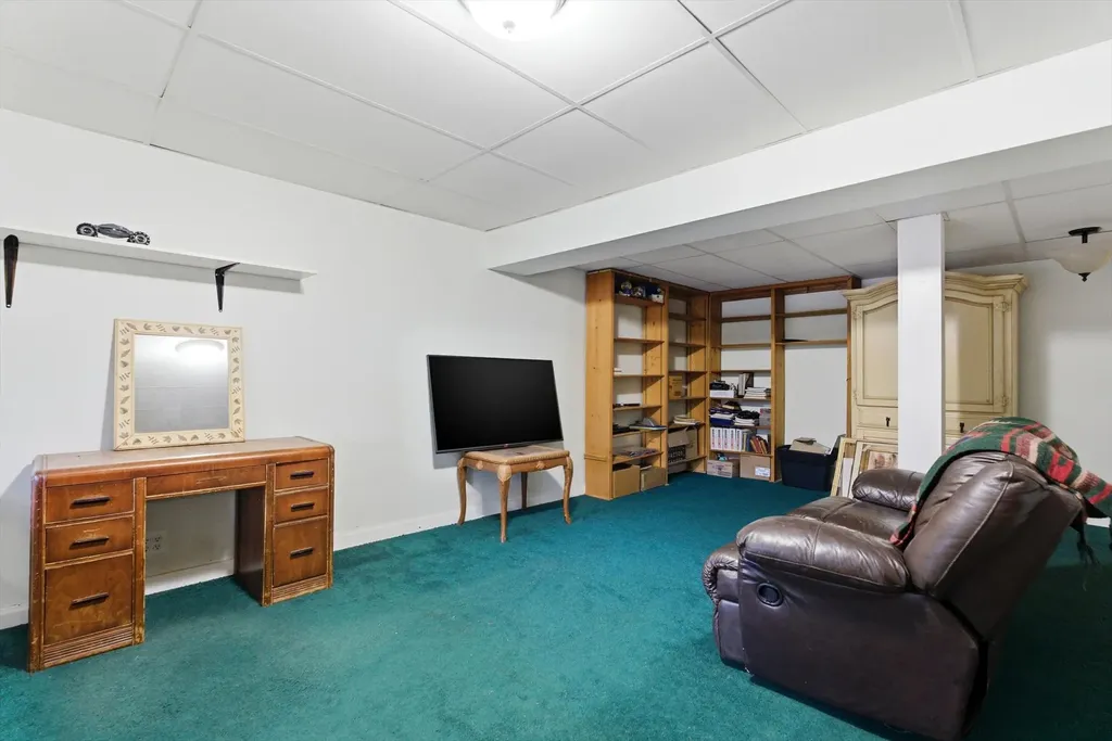 532 Grayling Road Lakeside MT 59922