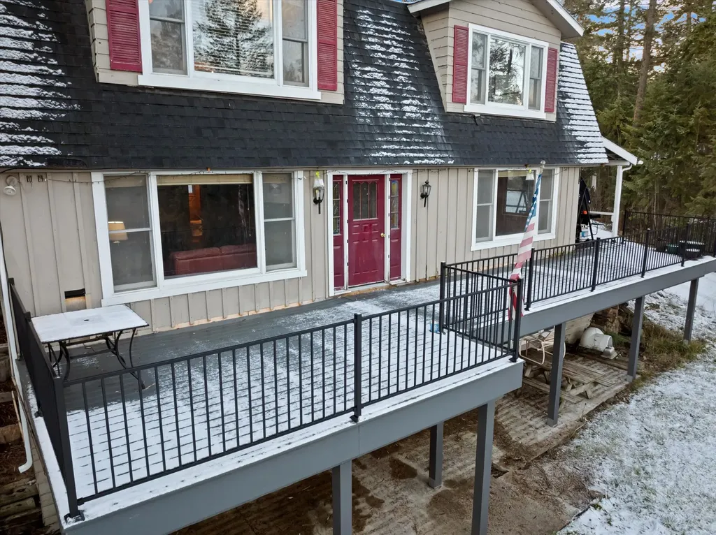 532 Grayling Road Lakeside MT 59922