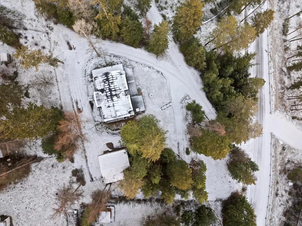 532 Grayling Road Lakeside MT 59922