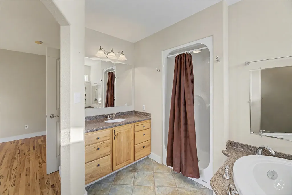 6870 Scratchgravel Drive Helena MT 59602