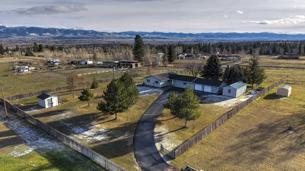 106 Vantage Lane Hamilton MT 59840