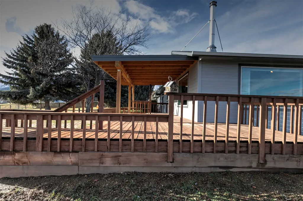 106 Vantage Lane Hamilton MT 59840