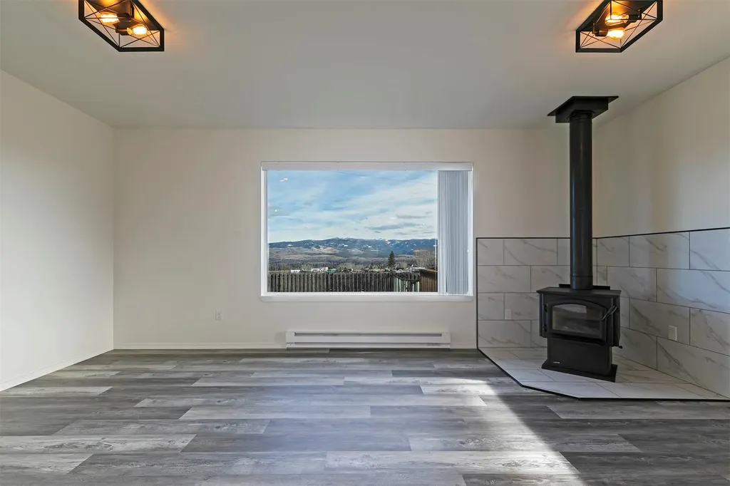 106 Vantage Lane Hamilton MT 59840