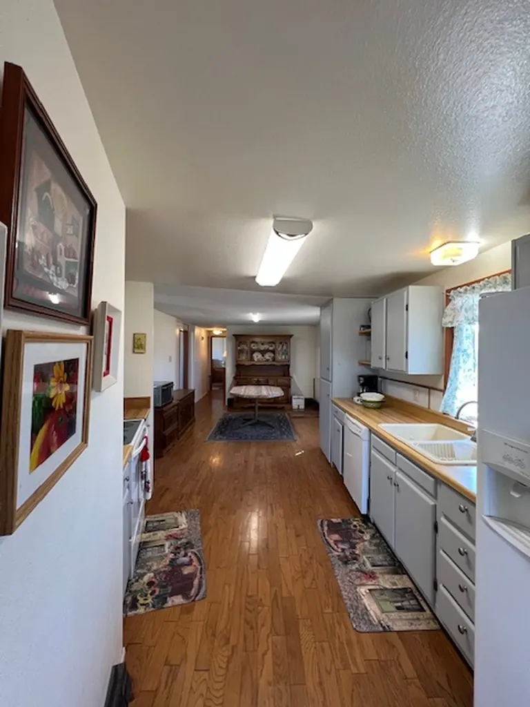 3754 Crackerville Road Anaconda MT 59711