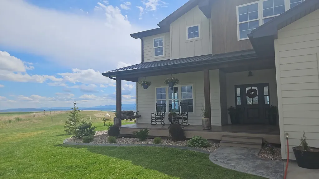 460 13th Lane SW Fairfield MT 59436