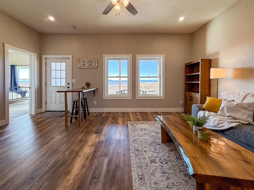 460 13th Lane SW Fairfield MT 59436