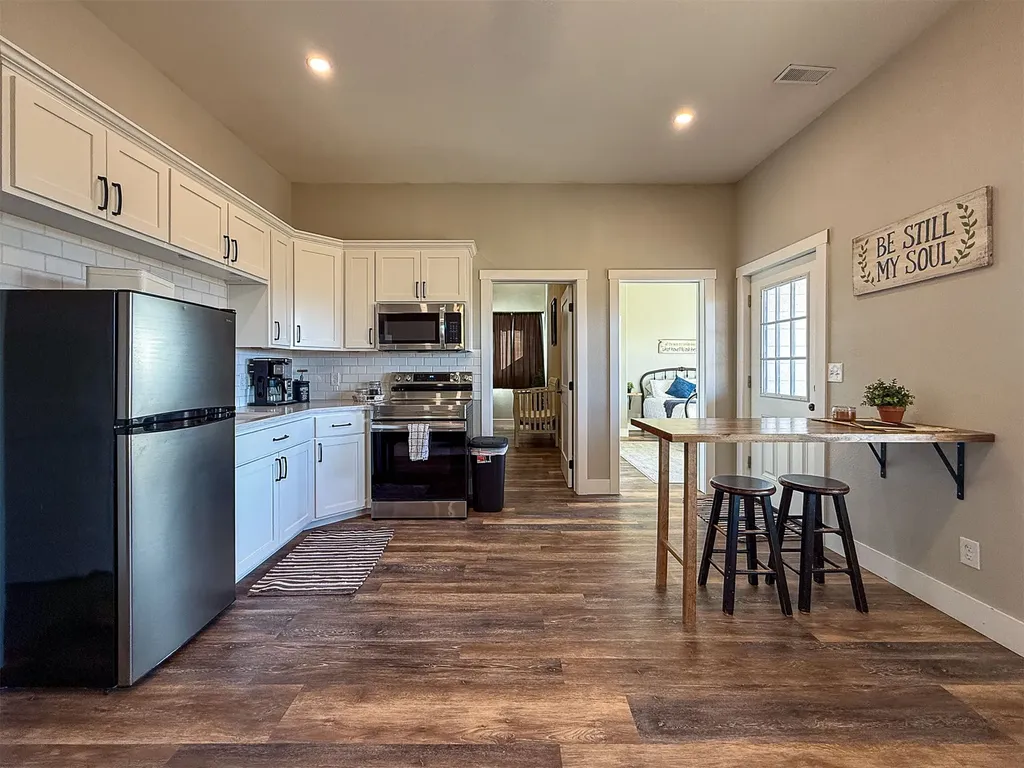 460 13th Lane SW Fairfield MT 59436