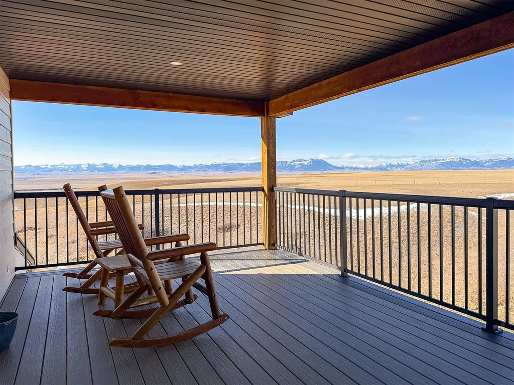460 13th Lane SW Fairfield MT 59436