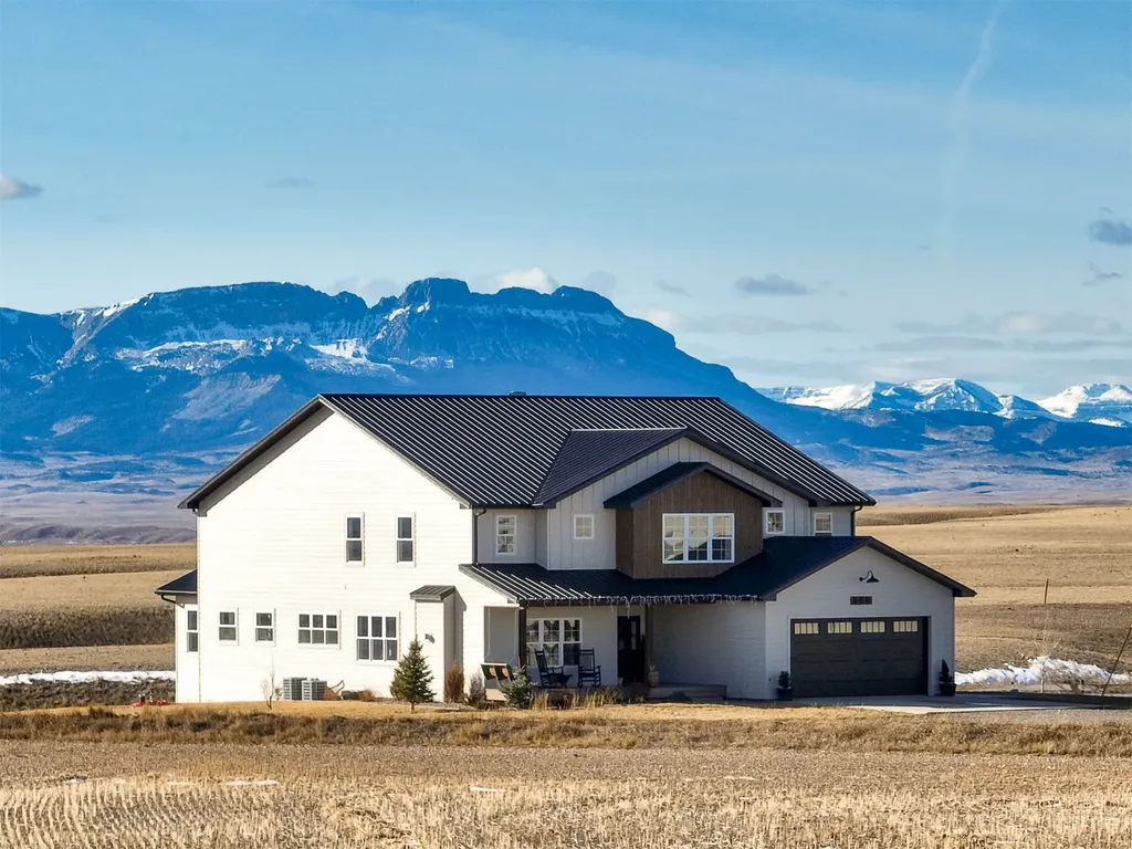 460 13th Lane SW Fairfield MT 59436