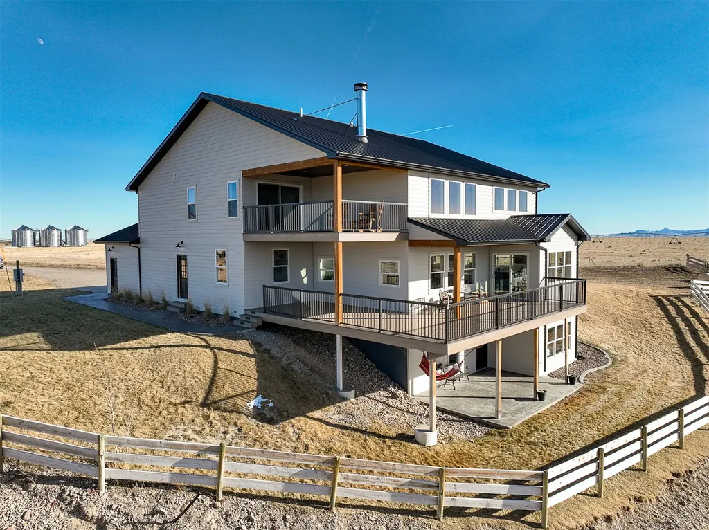 460 13th Lane SW Fairfield MT 59436