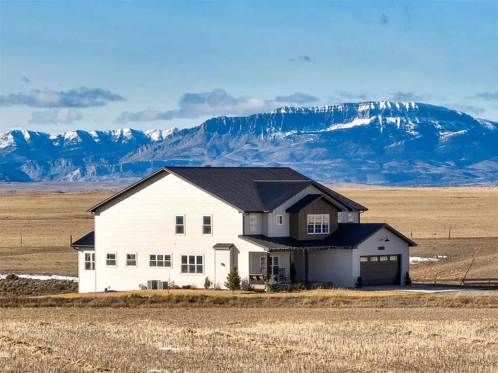 460 13th Lane SW Fairfield MT 59436