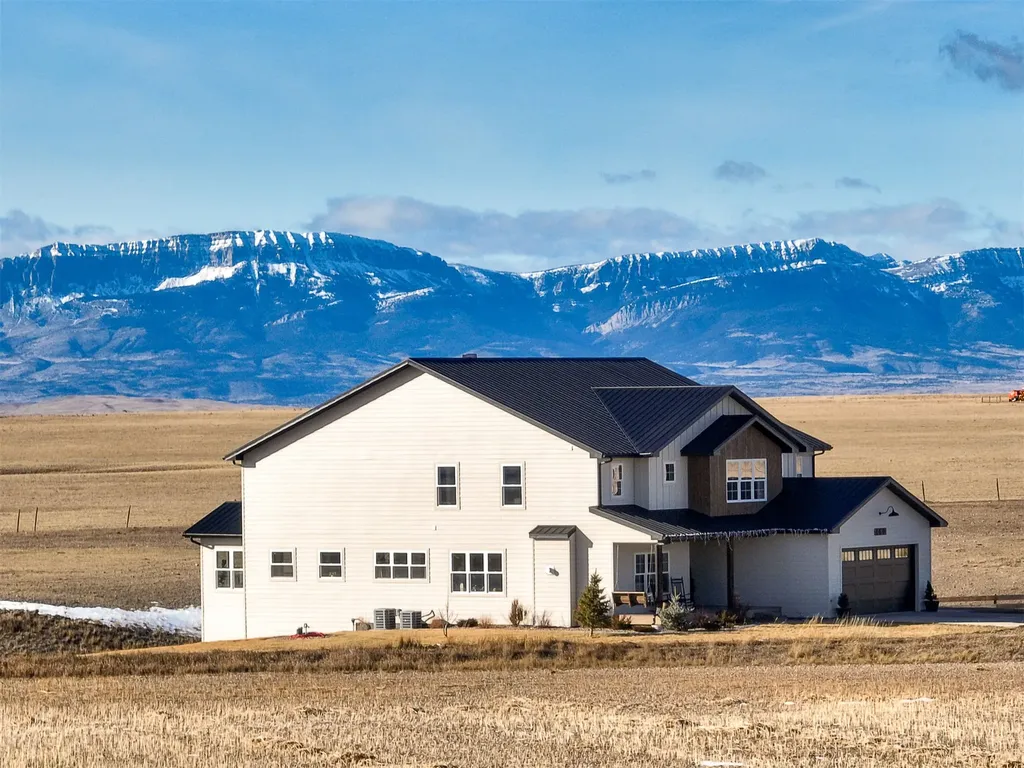 460 13th Lane SW Fairfield MT 59436