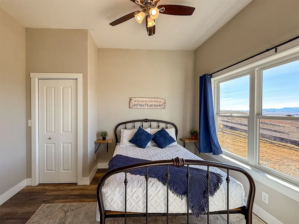 460 13th Lane SW Fairfield MT 59436