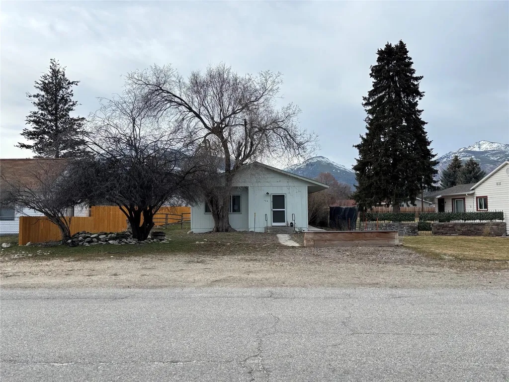709 N 6th Street Hamilton MT 59840