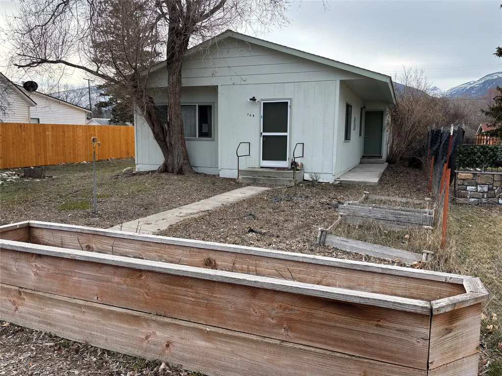 709 N 6th Street Hamilton MT 59840