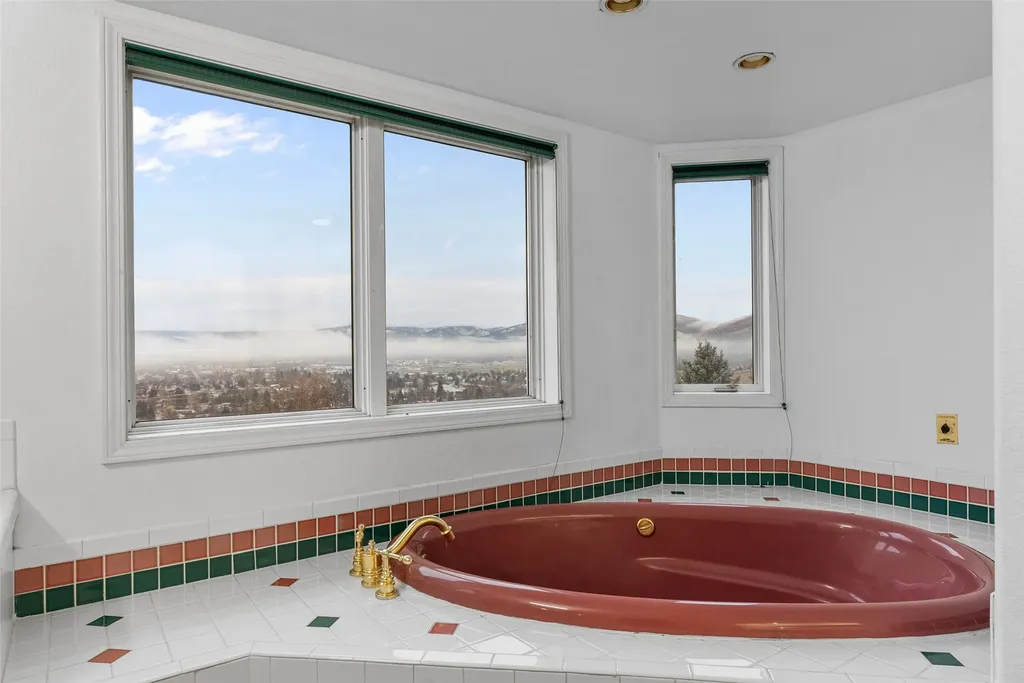 4607 Hillview Way Missoula MT 59803