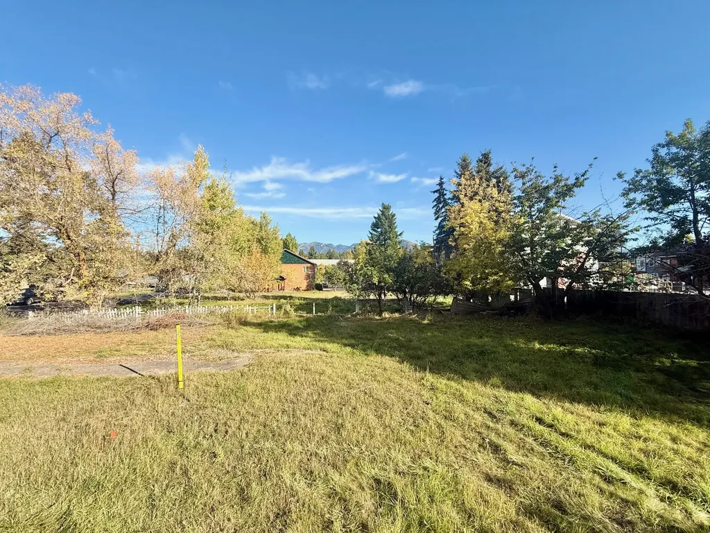 23 & 7 Iowa Avenue Whitefish MT 59937