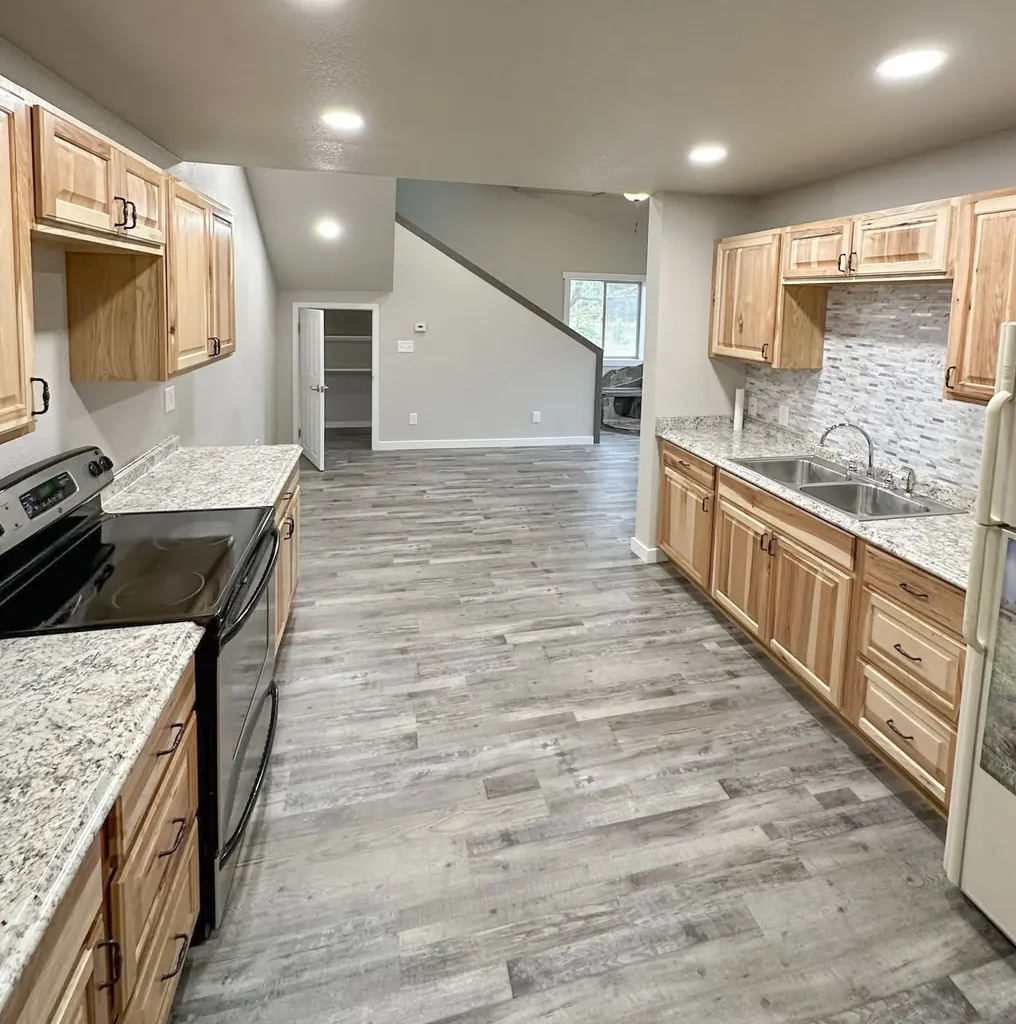 86 Steamboat Way W Thompson Falls MT 59873
