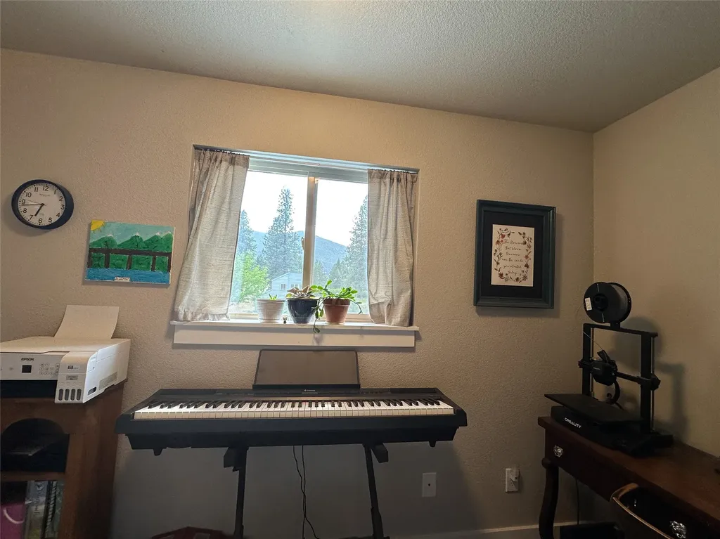86 Steamboat Way W Thompson Falls MT 59873