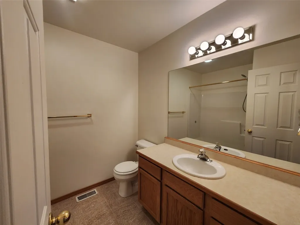 1996/1998 Greatview Avenue Kalispell MT 59901