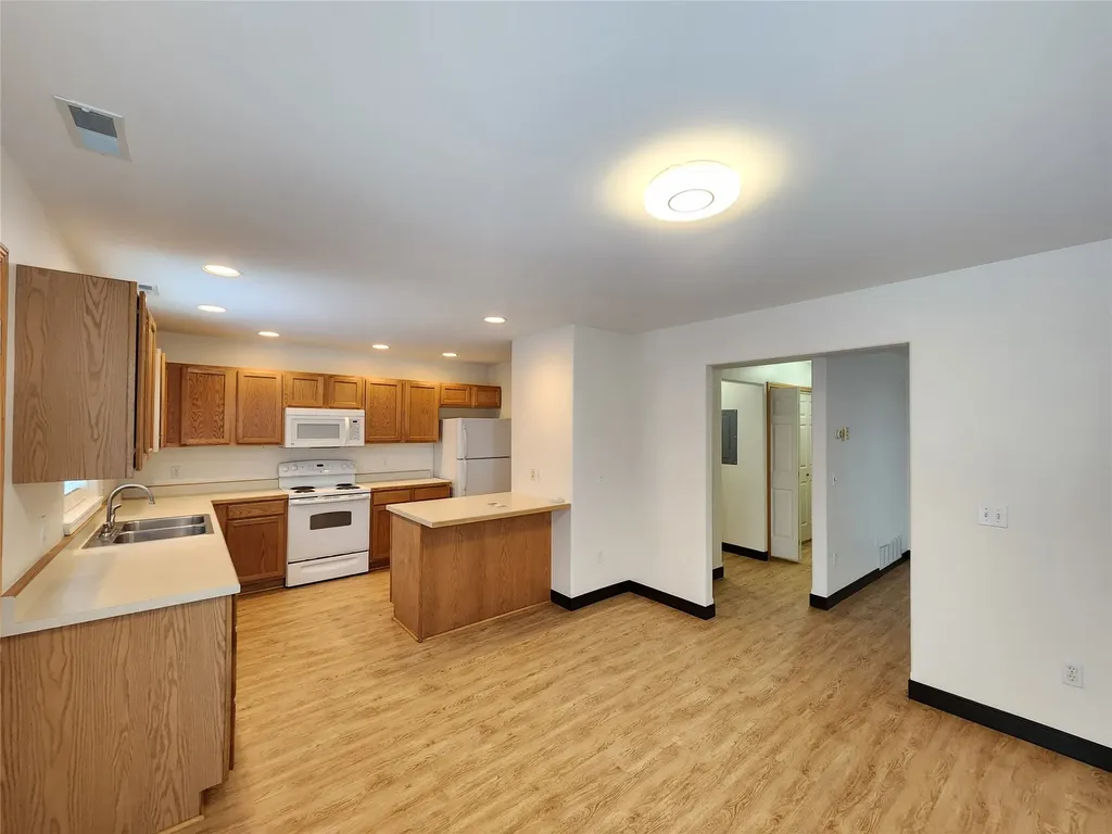 1996/1998 Greatview Avenue Kalispell MT 59901