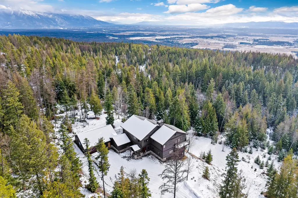 2911 Snowghost Drive Whitefish MT 59937