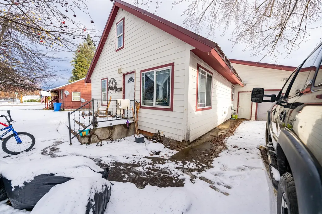 1009 Idaho Avenue Libby MT 59923