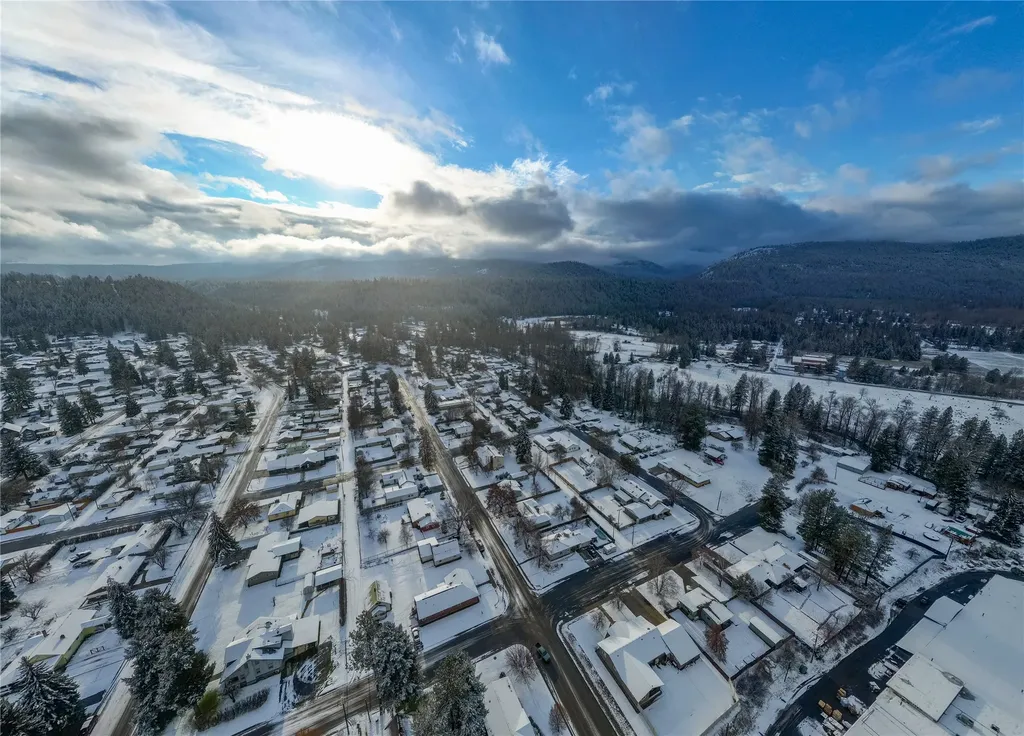 1009 Idaho Avenue Libby MT 59923
