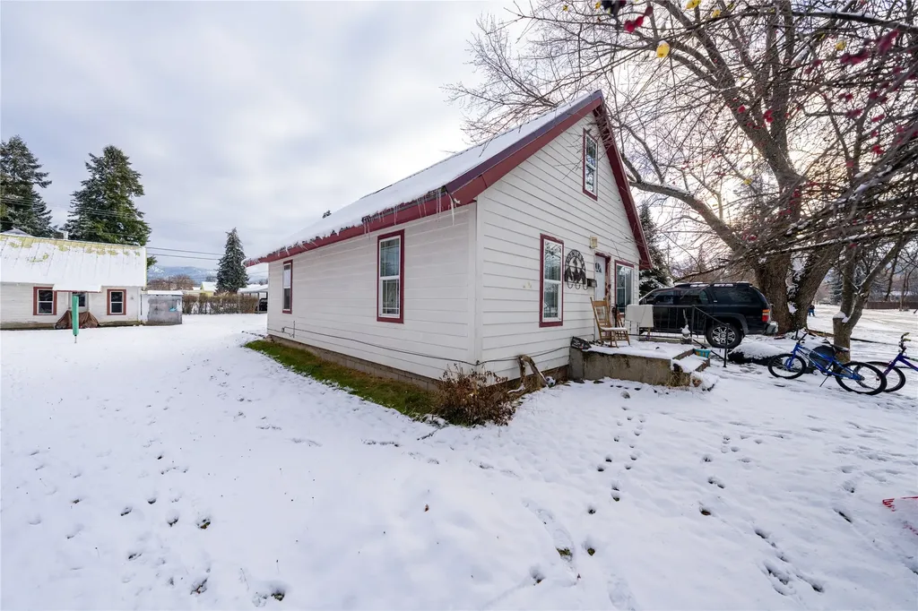1009 Idaho Avenue Libby MT 59923