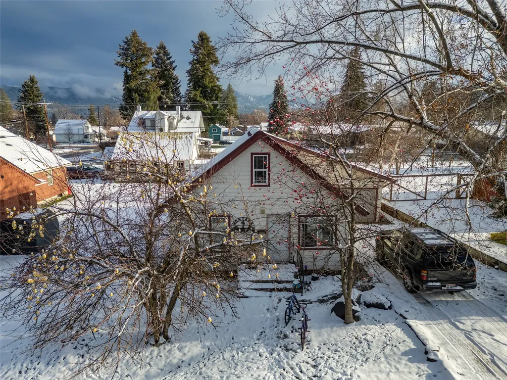 1009 Idaho Avenue Libby MT 59923