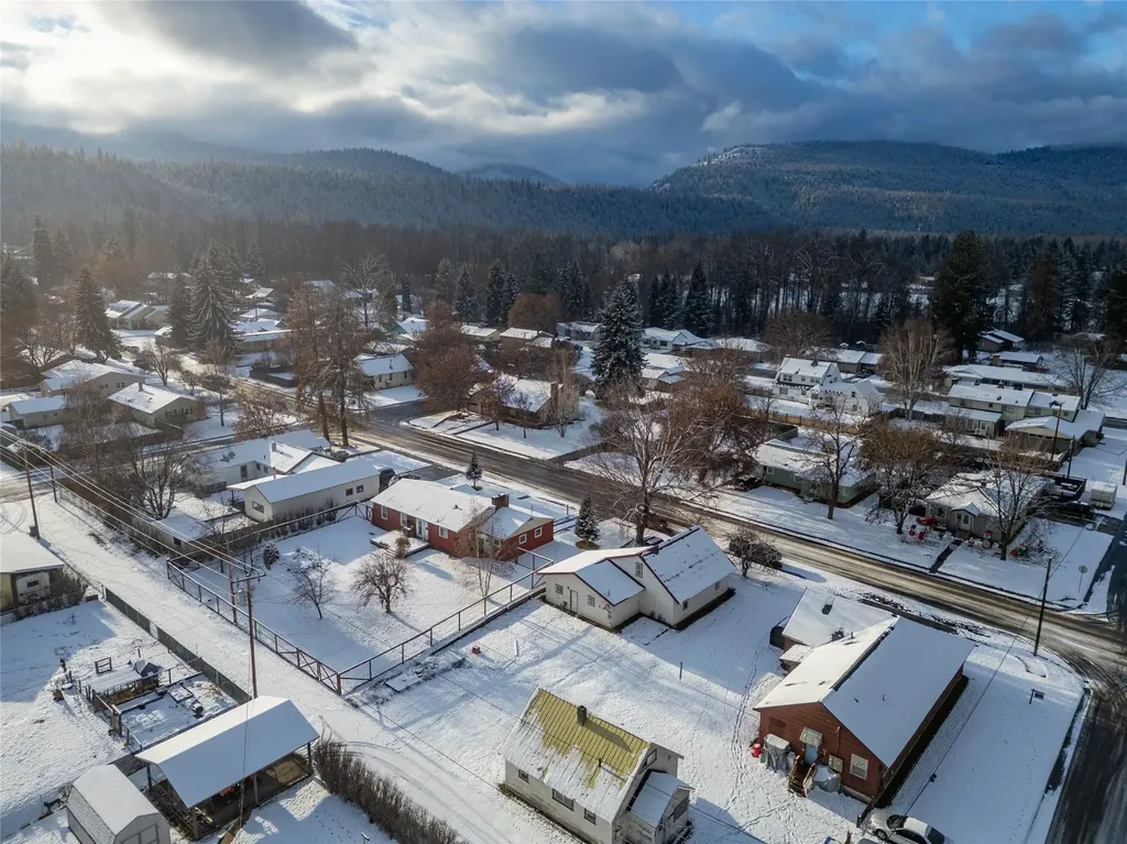 1009 Idaho Avenue Libby MT 59923
