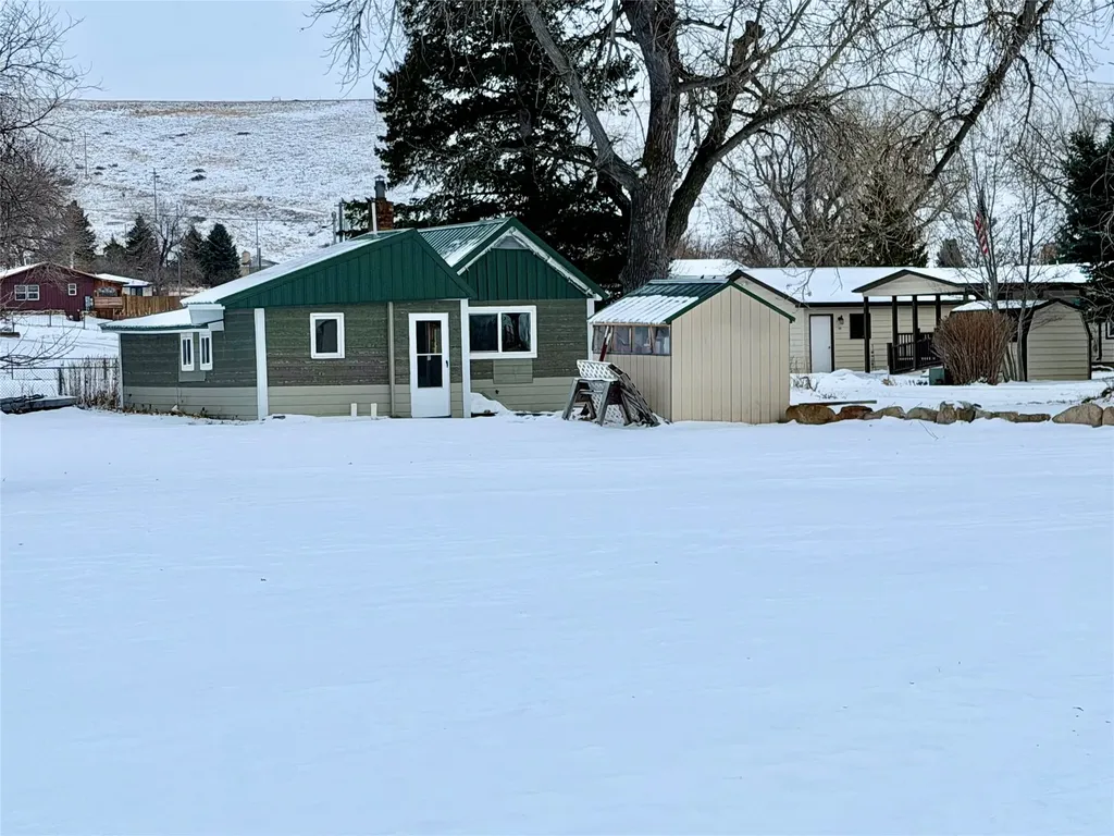 24 Luxor Lane Sand Coulee MT 59472