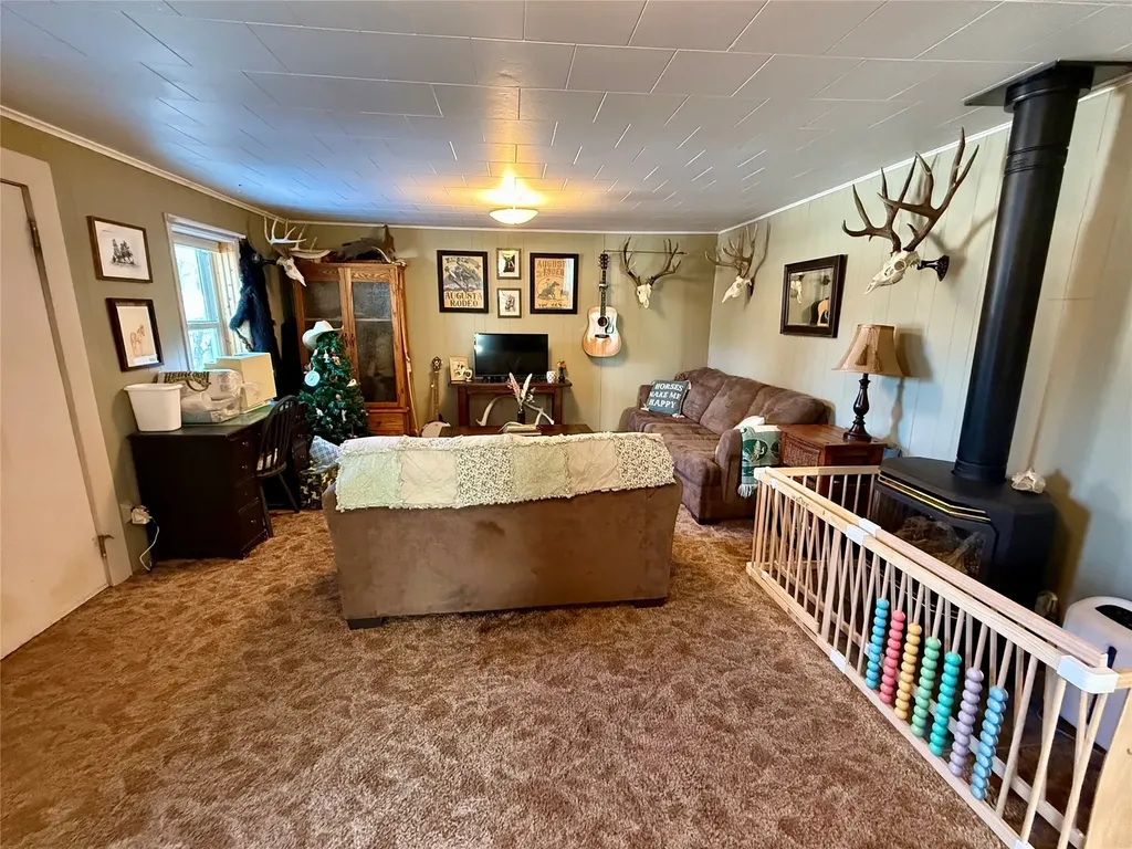 227 5th Avenue NE Choteau MT 59422